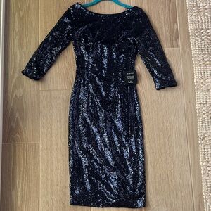 Lulu’s XS Midi Blue Sequin Boat Neck Dress